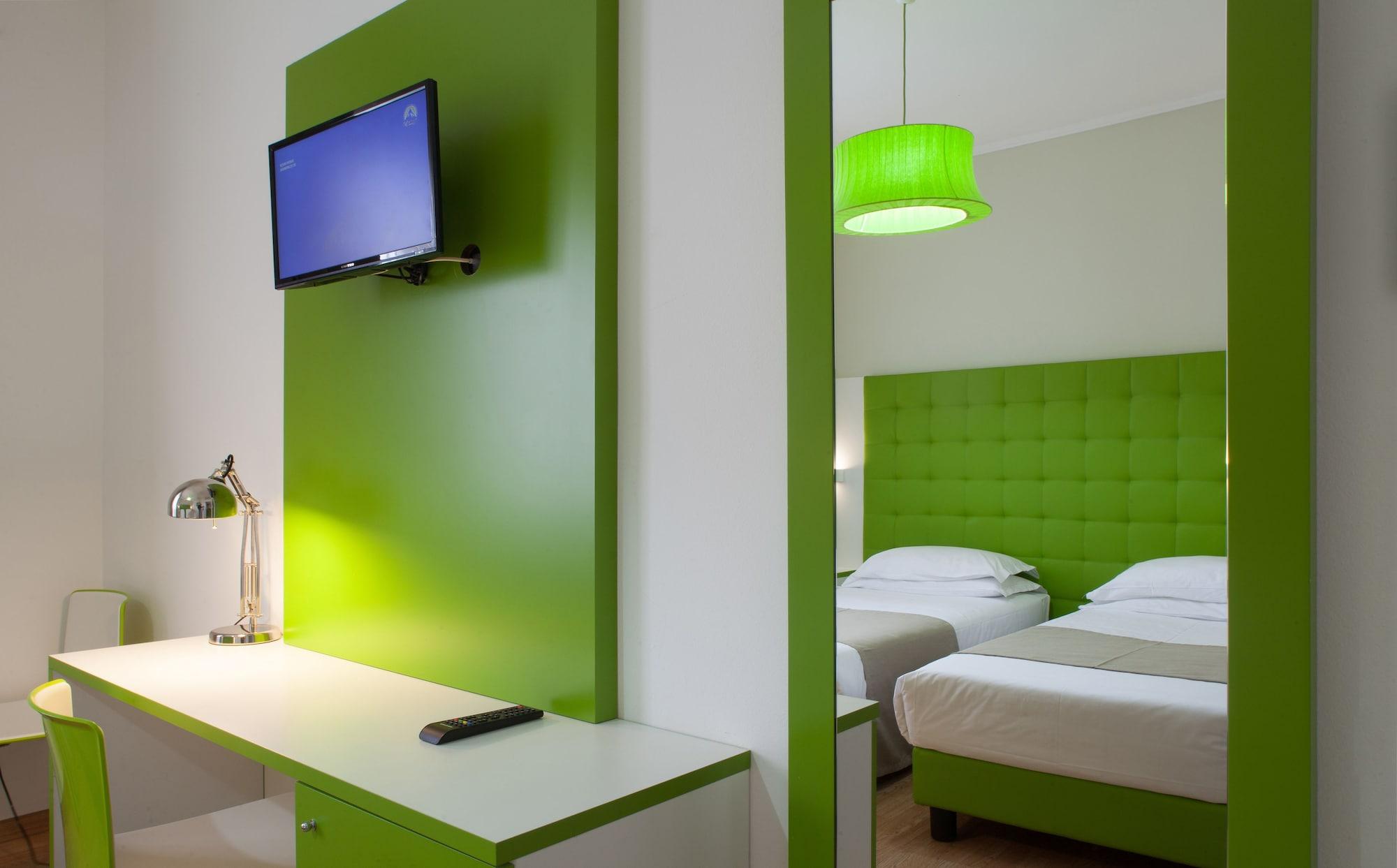 Hotel Milano Palmanova Esterno foto