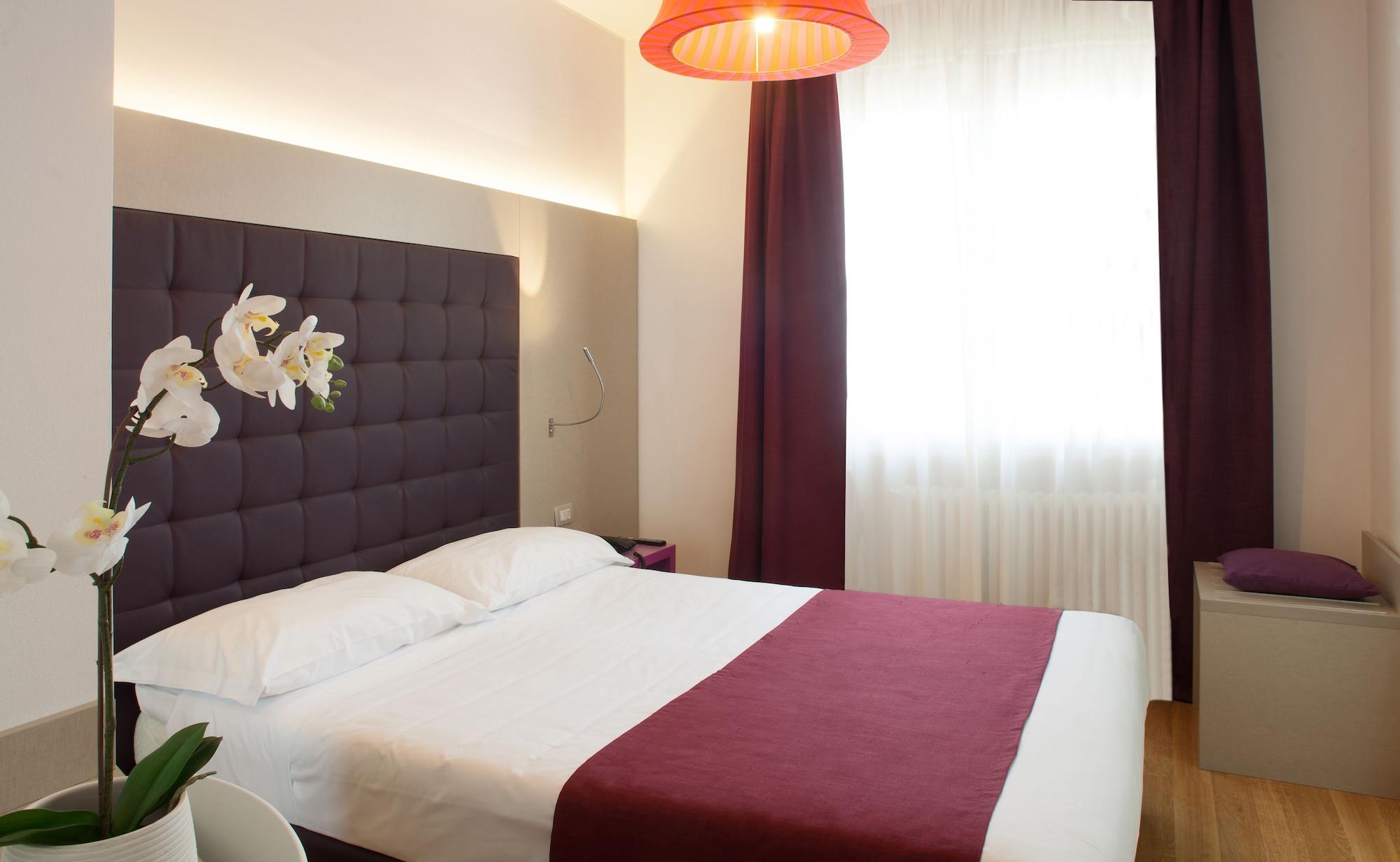 Hotel Milano Palmanova Esterno foto