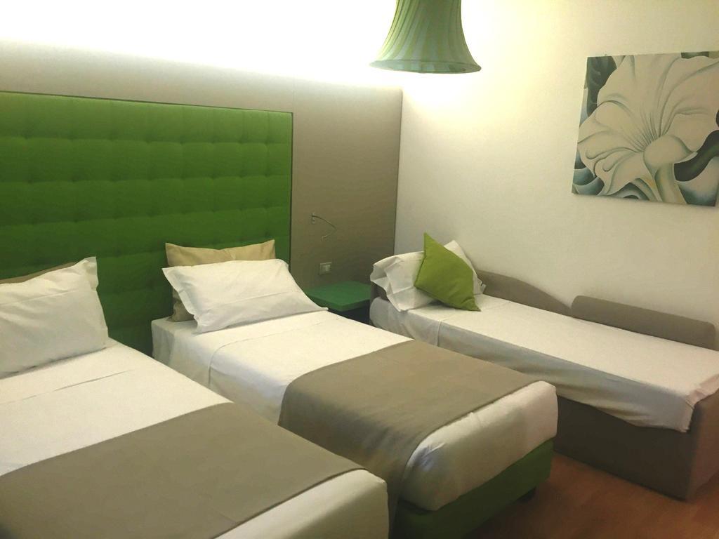 Hotel Milano Palmanova Esterno foto